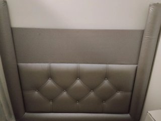 Cabecero tapizado beige/gris