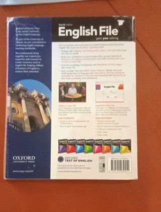 English File B2.2 Oxford 978-0-19-403945-1
