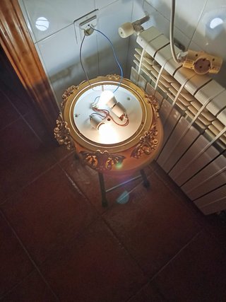 Plafón dorado y cristal