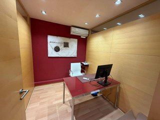 Oficina en alquiler en Can Roca-Muntanyeta en Castelldefels