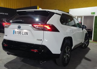 Toyota RAV4 4X4 HIBRIDO ENCHUFABLE - NEGOCIABLE