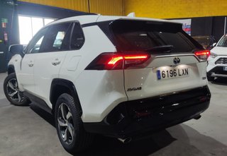 Toyota RAV4 4X4 HIBRIDO ENCHUFABLE - NEGOCIABLE