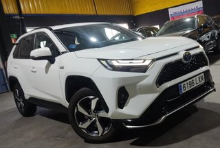 Toyota RAV4 4X4 HIBRIDO ENCHUFABLE - NEGOCIABLE