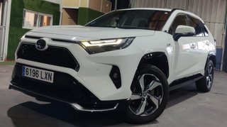 Toyota RAV4 4X4 HIBRIDO ENCHUFABLE - NEGOCIABLE