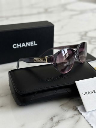 Gafas de Sol Morado y Negro
