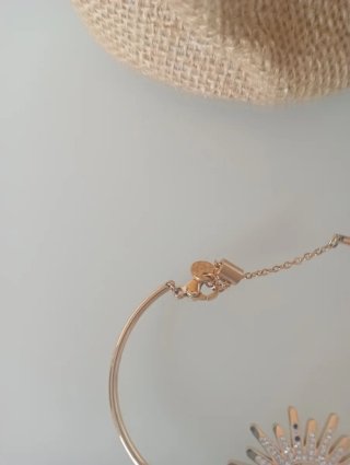 Bracciale donna con decorazione a fiore