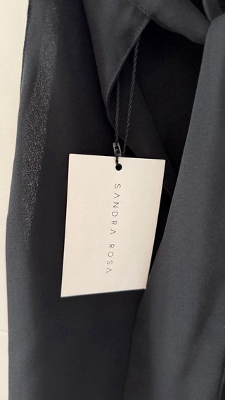 Camisa negra cuello lazo talla única nueva