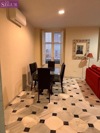 Piso en venta en Centro Histórico - Plaza España en Cádiz