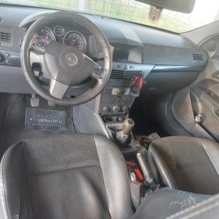Opel Astra 2005
