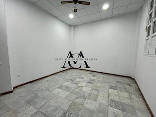Oficina en venta en Las Tinajerías - Juderías en Lucena