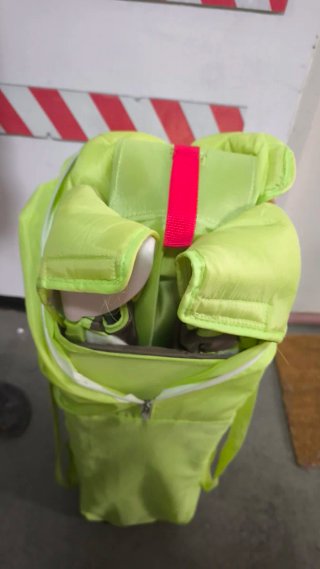 Cuna de viaje y colchón