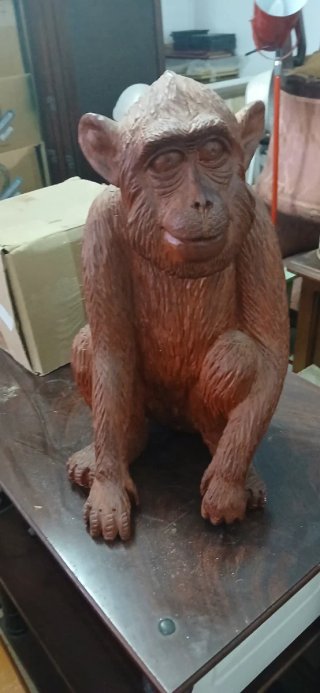Figura Mono Madera Gibraltar