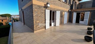 Casa adosada en venta en Celrà
