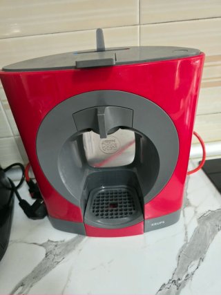 Cafetera Dolce Gusto Krups Roja