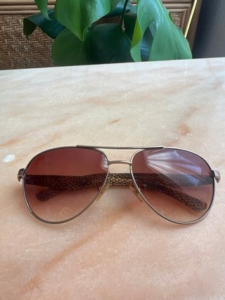 Gafas Guess Aviador Marrón y Dorado
