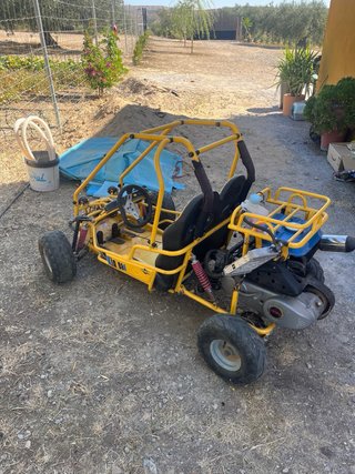 Buggy infantil amarillo
