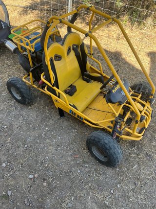 Buggy infantil amarillo