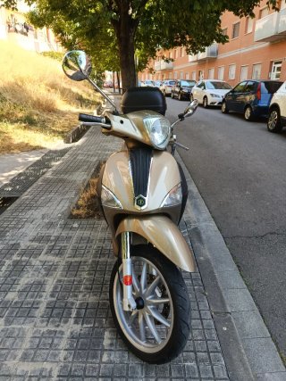 Piaggio Liberty 125 Scooter Dueño