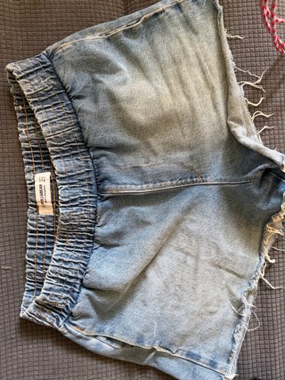 Lote shorts y faldas Levi's y Springfield