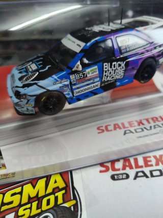 Scalextric Advance Ford Escort Cosworth 1:32