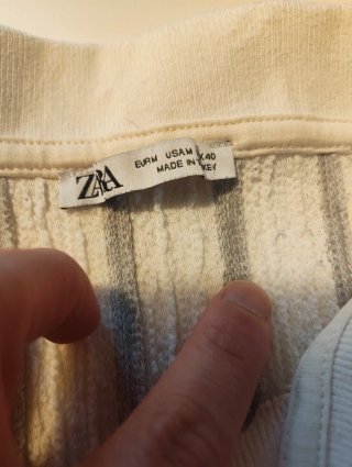 ZARA Camiseta polo rayas beige y gris