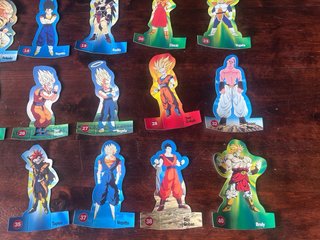 Lote 20 cromos troquelados Dragon Ball Z