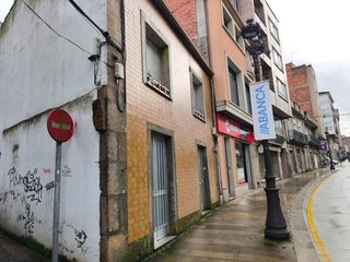 Casa adosada en venta en Lalín