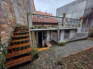 Casa adosada en venta en Lalín
