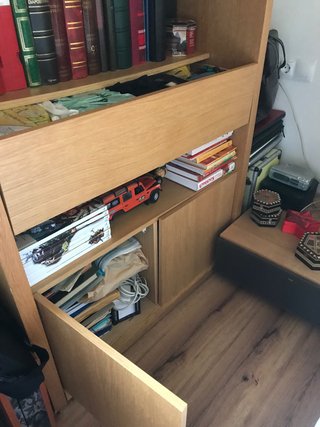 Librería madera Habitat