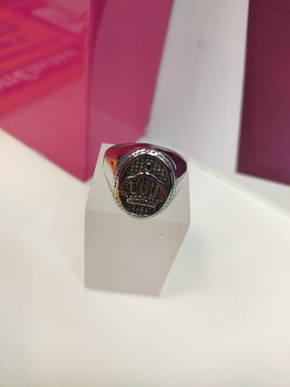 Anillo acero plateado con simbolo de corona T25
