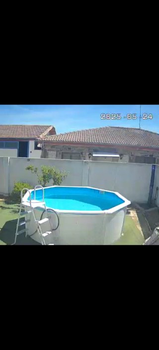 Piscina desmontable octogonal azul