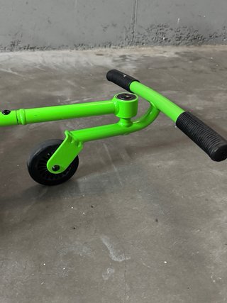 Patinete EzyRoller Verde