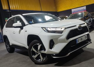 Toyota RAV4 4x4 HIBRIDO ENCHUFABLE 85Km Autonomía