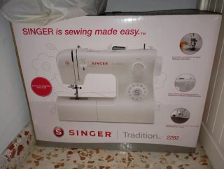 Máquina de coser Singer Tradition 2282