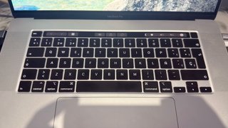 Macbook Pro 16 2019 Plata