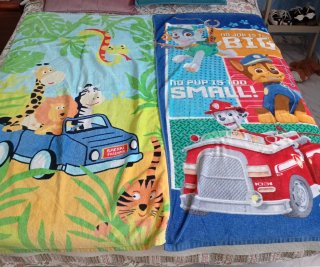 Toallas Infantiles Playa/Piscina Safari y Paw Patr