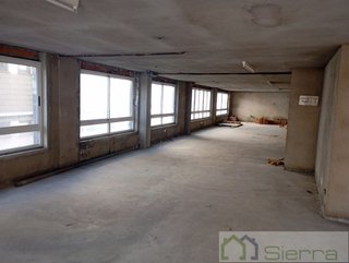 Local comercial en venta en Sarria