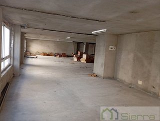 Local comercial en venta en Sarria