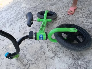 Bicicleta de equilibrio Chicco Green Rocket