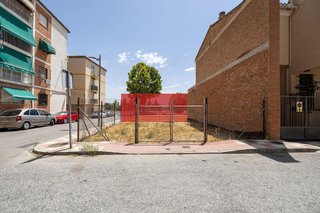 Terreno en venta en Pinos Puente
