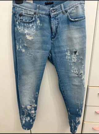 Jeans Sisley tg 27 (41 IT) strappati