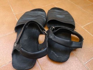 Sandalias Ondara Negras Piel