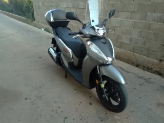 Honda SH 300 4300