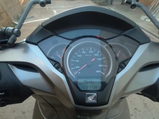 Honda SH 300 4300
