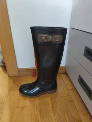 Botas de agua negras