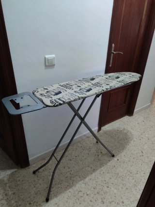Tabla de planchar plegable