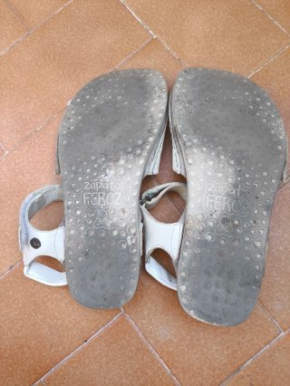 Sandalias Ondara Zapato Feroz Talla 36 Blancas