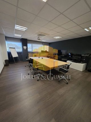 Nave industrial en alquiler en Sant Esteve Sesrovires