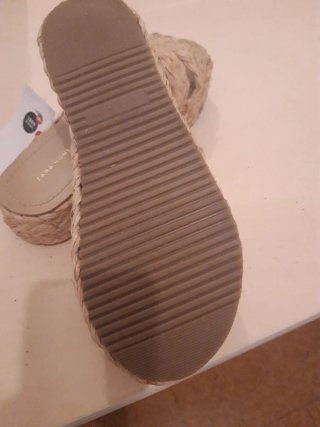 Sandalias de esparto nuevas