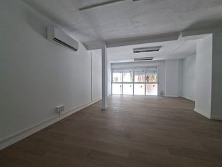 Local comercial en alquiler en Ensanche Centro - Puerto en Málaga